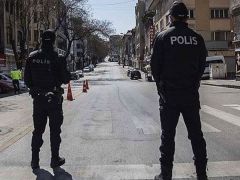 SOKAĞA ÇIKMA YASAĞI KALKIYOR…