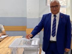 YUNUSEMRE MAHALLESİ’NİN YENİ MUHTARI CEMAL TEKİN…