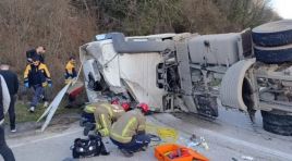 DEVRİLEN BETON TANKERİNİN SÜRÜCÜSÜ HAYATINI KAYBETTİ!..