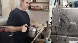 MAVİ KÖŞE KIRAATHANESİ’DE ÇAY İÇTİNİZ Mİ?